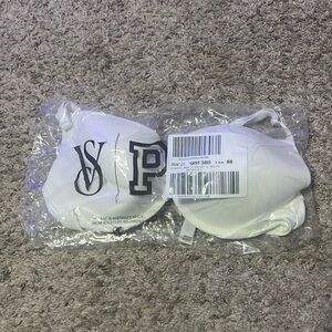 Brand New:Never used Victorias Secret bra